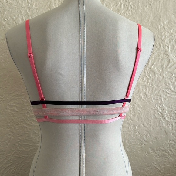 Victoria’s Secret Cage Back T-Shirt Bra Pink Purple 32B - Picture 1 of 9